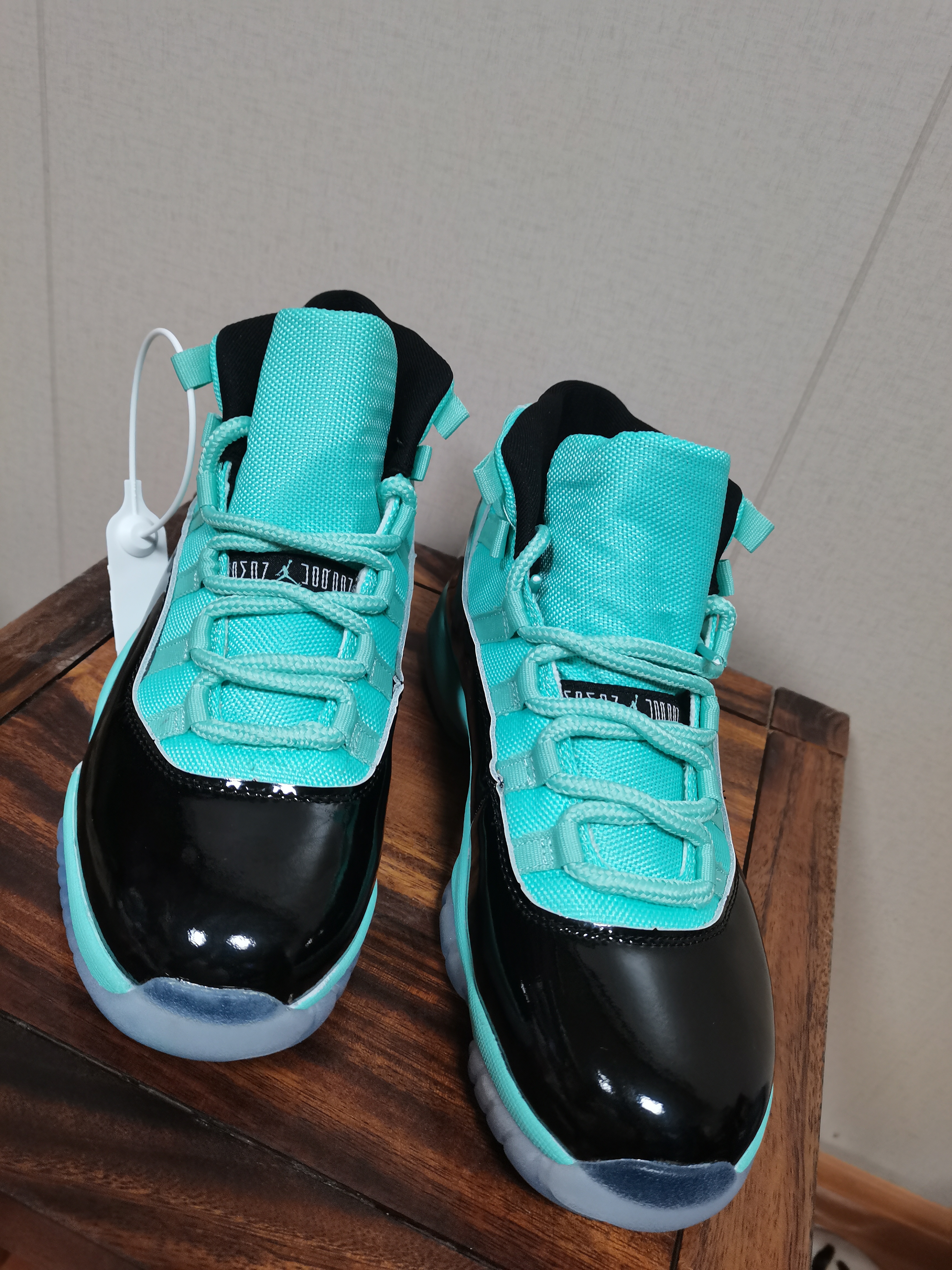 New Air Jordan 11 Retro Jade Black - Click Image to Close